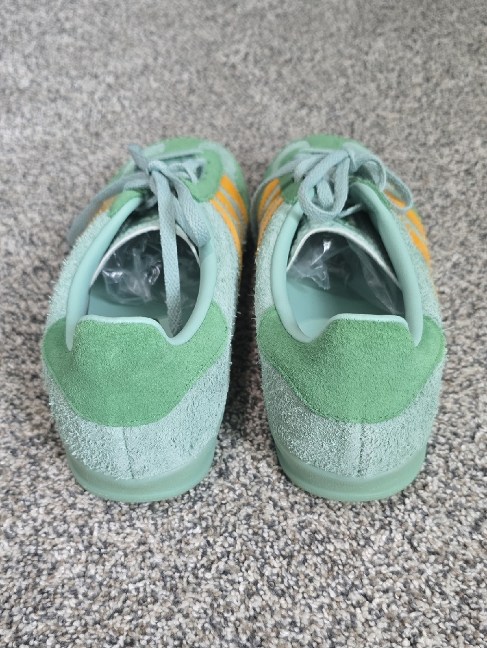 Adidas Gazelle Indoor Suede Sneakers Hazy Green Crew Yellow Women's Size 8.5 - Picture 5 of 6